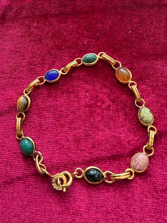 Vintage Jewelry - 12k Gold Filled Jade Scarab Bracelet